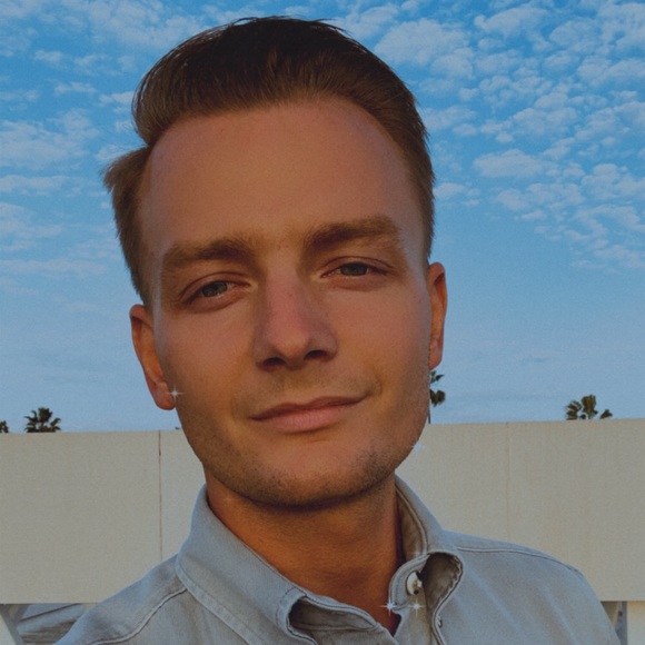 Meet your Posher, Tristen - Picture 1 of 1